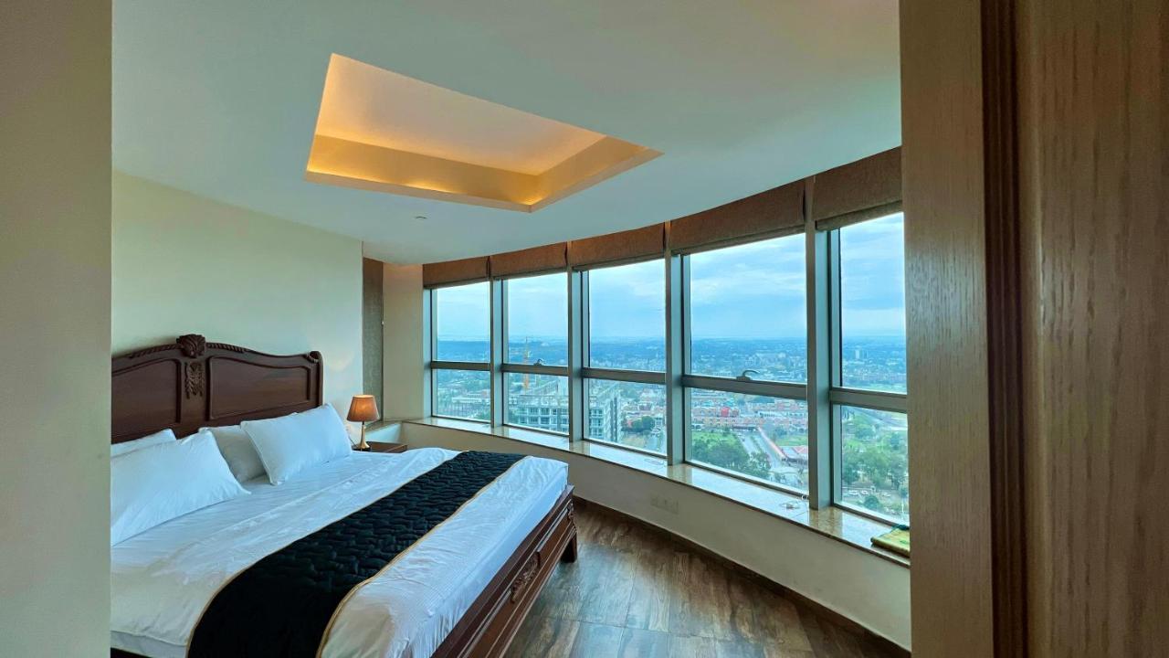 Centaurus Apartment Islamabad Ngoại thất bức ảnh